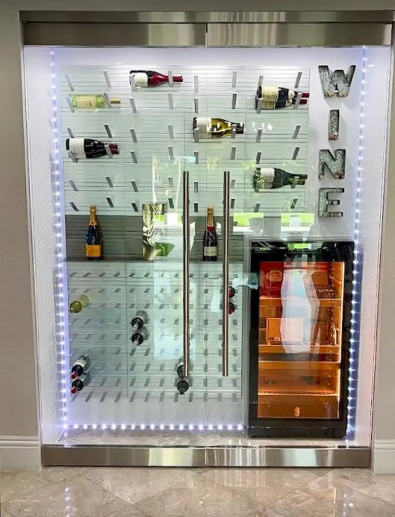 Ventanas de impacto eficientes energéticamente instaladas en un hogar de Miami